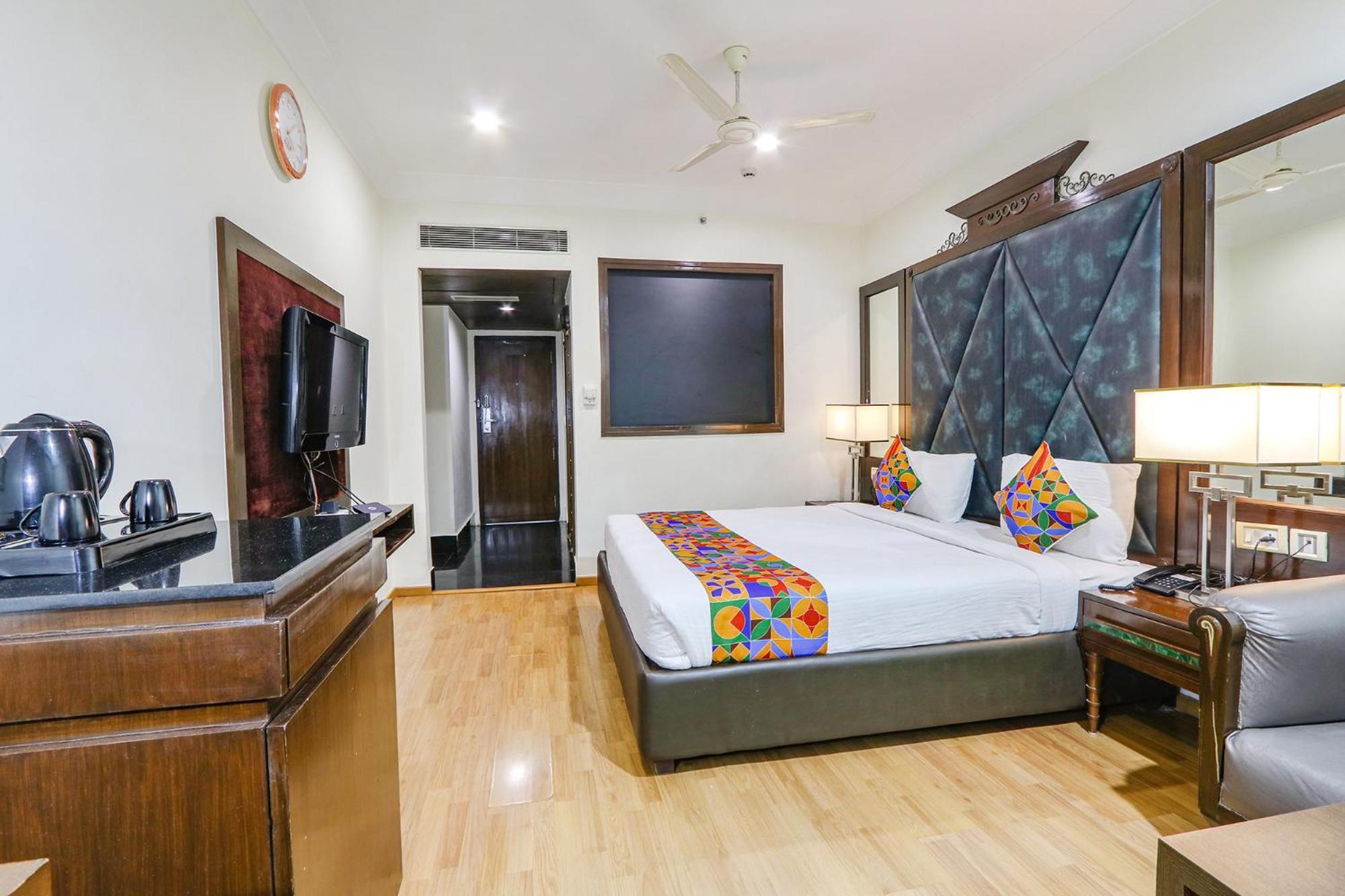 Fabhotel Prime Svm Grand - Banjara Hills 하이데라바드 외부 사진